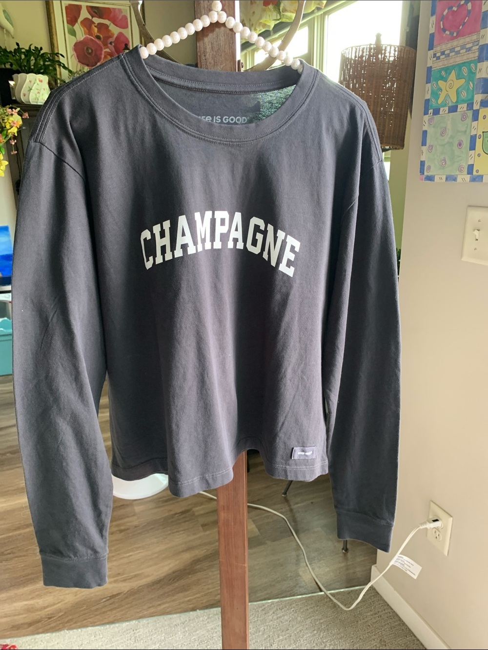 NWOT Champagne🍾Graphic Tee Charcoal w White 2”Lettering Size M